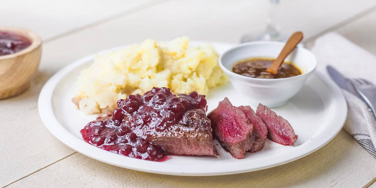 Filets d'autruche et purée de céleri-rave