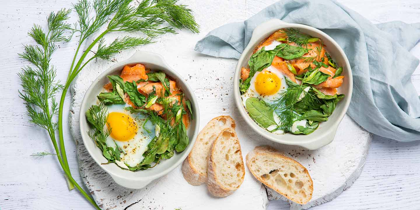 Oeuf en cocotte, saumon fumé et épinards