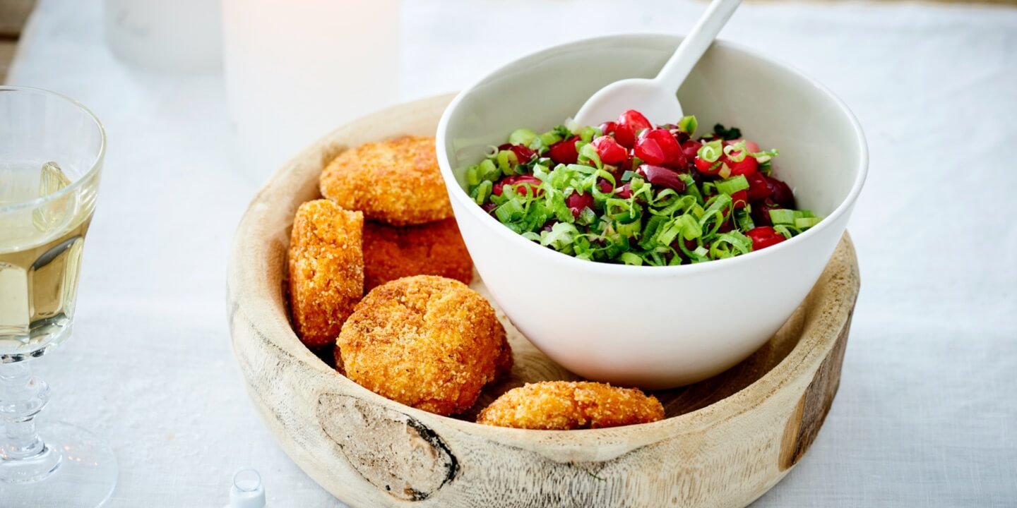 Kroketten van zoete aardappel en Jalapeño-cranberrysalsa