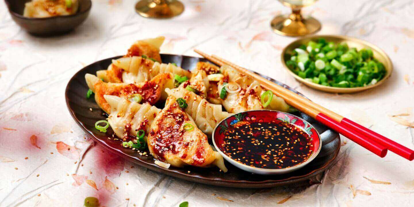 Dumplings de crevettes, sauce épicée