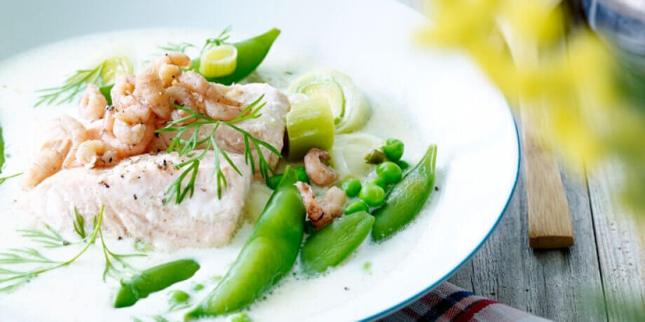 Soupe printanière au saumon