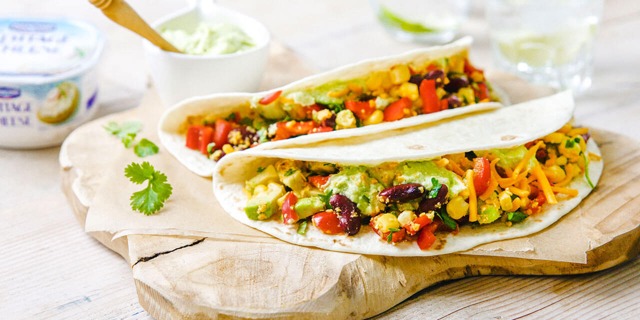 Mexicaanse tortilla met pittige avocadodressing van cottage cheese