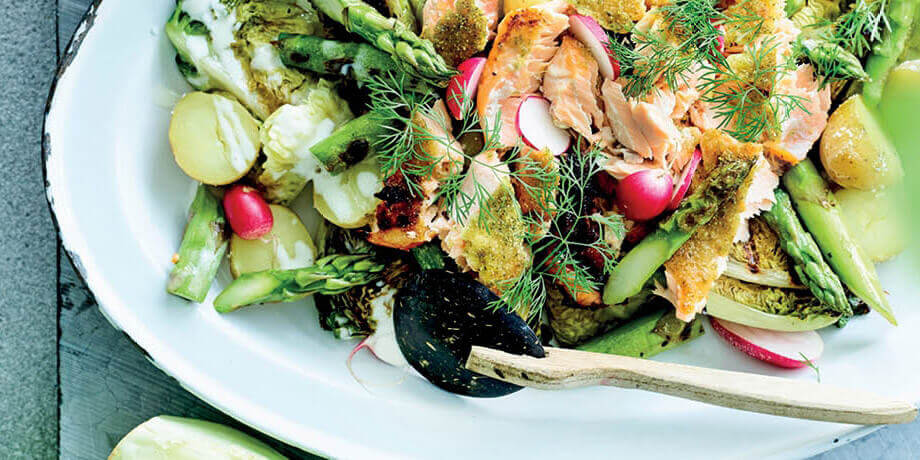Salade-repas au pulled salmon, et pommes de terre nouvelles