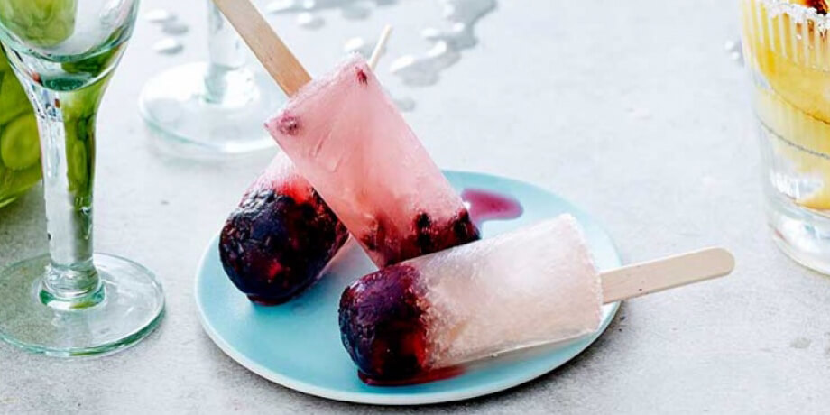 Glaces au prosecco et mûres