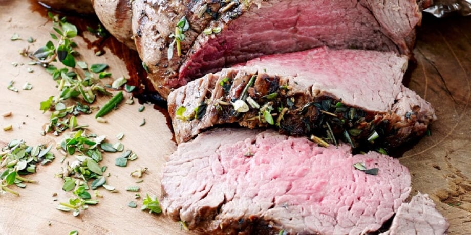 Bœuf en croûte d'herbes