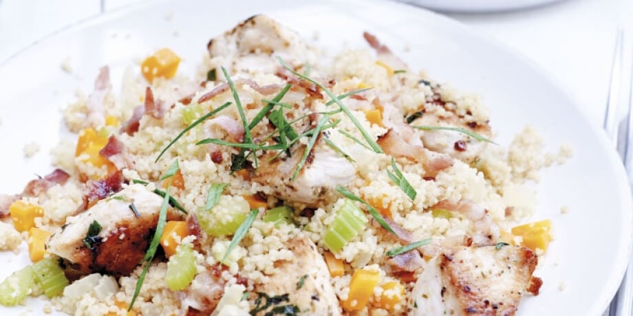 Couscous aux dés de poulet épicés