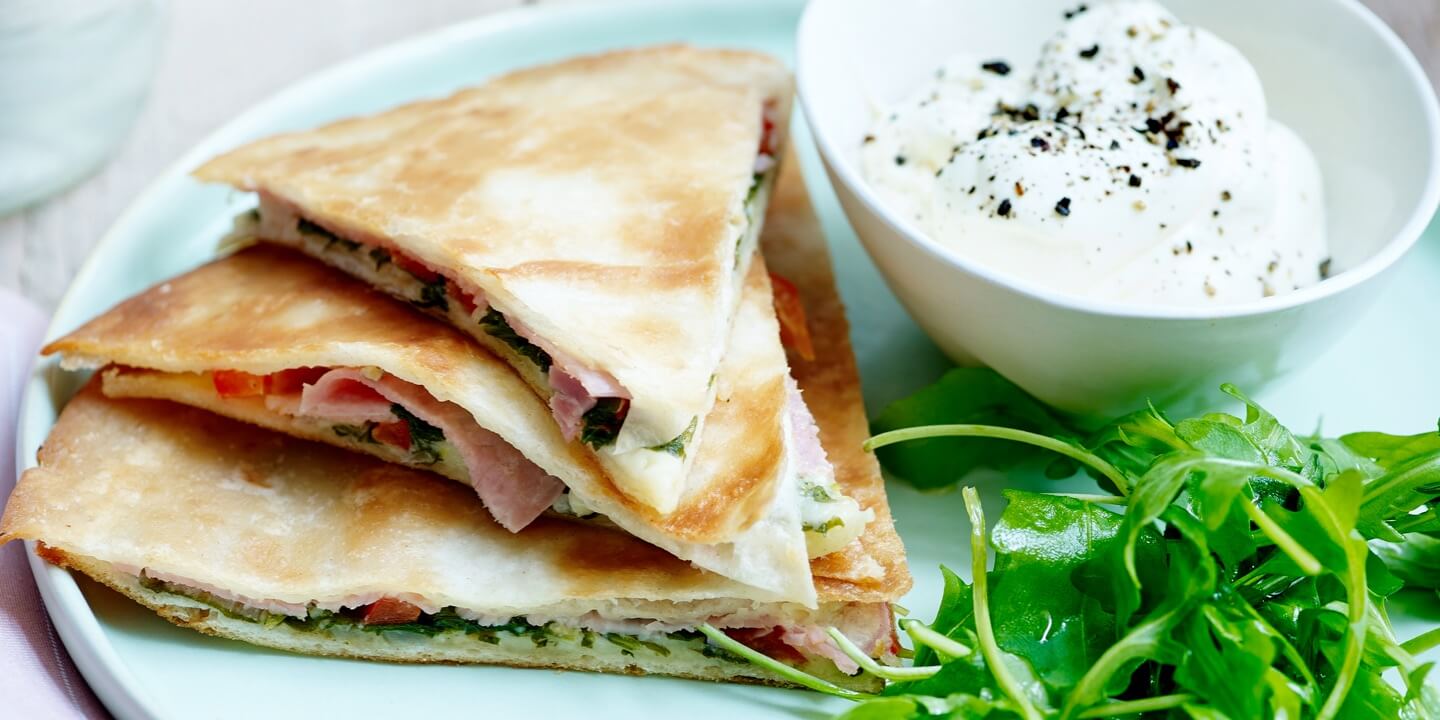 Quesadilla’s met ham, paprika en kaas