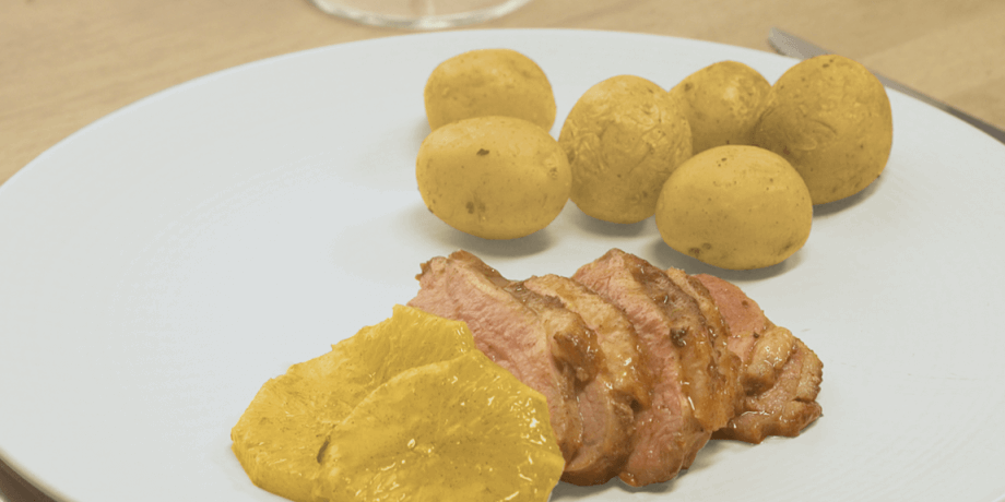 Magret de canard à l’orange et aux épices