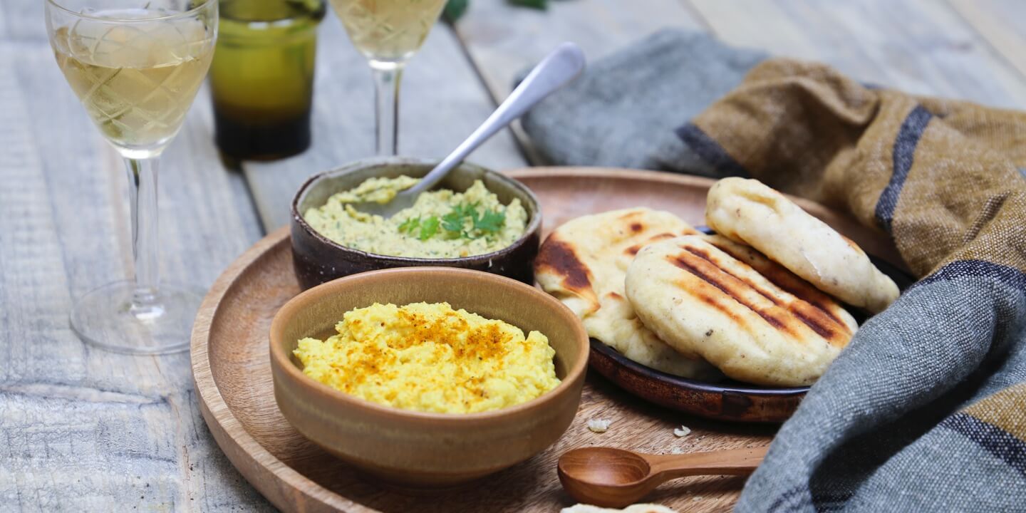 Minipains naans, dip de légumes épicés