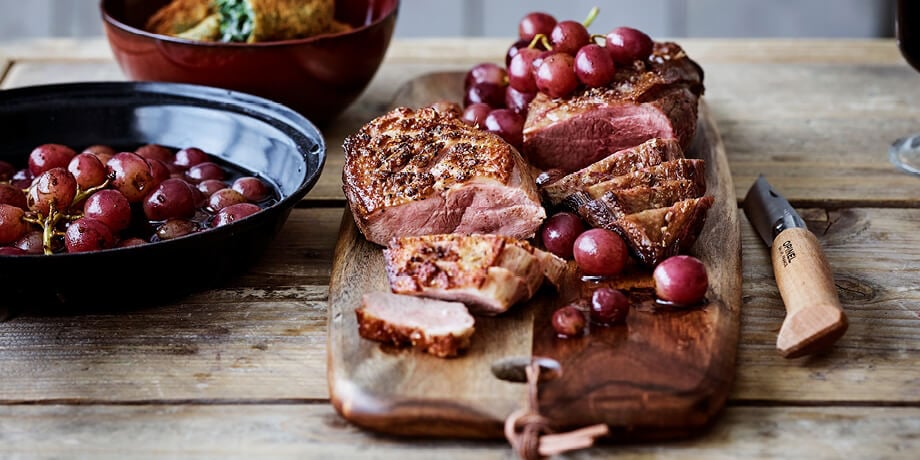 Magret de canard aux épices, miel et raisins