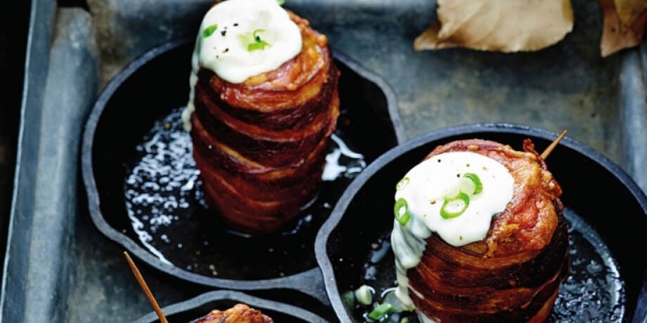Pommes de terre farcies en robe de lard