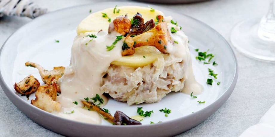 Timbale de risotto aux cèpes, sauce aux champignons sauvages