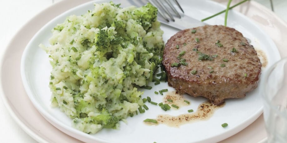 Burgers de bœuf, purée de brocoli