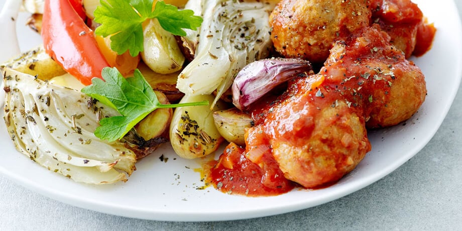 Vleesballetjes met venkel in tomatensaus