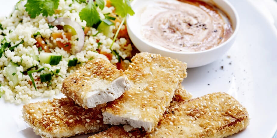 Krokante tofu met taboulésalade