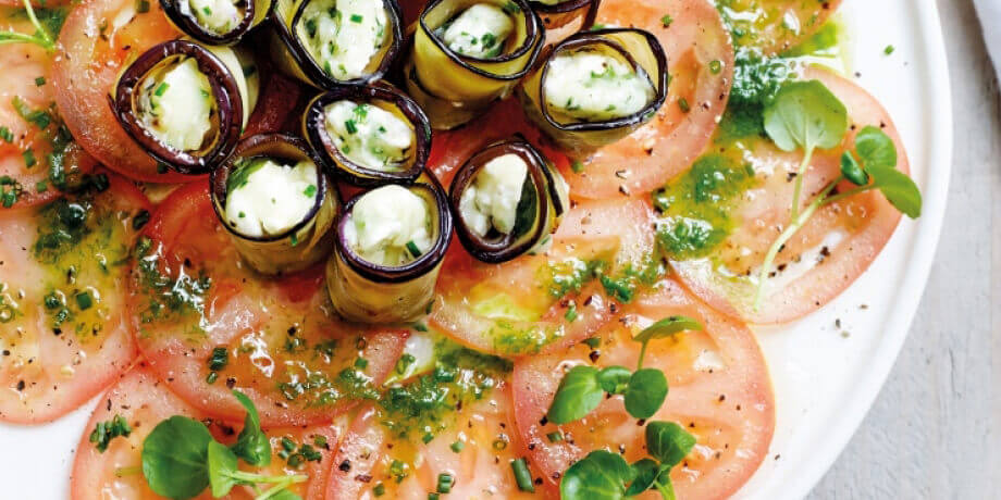 Roulades d’aubergine/ mozzarella et carpaccio de tomates